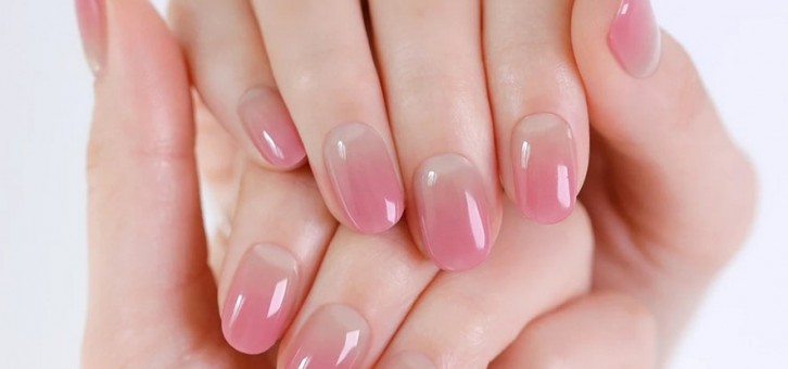 2025 Yaz Nail Art Modası: Güneşin Enerjisini Tırnaklarınıza Taşıyın! 
